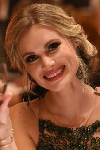 Elena Sopova hace el papel de Svetlana Elena Sopova