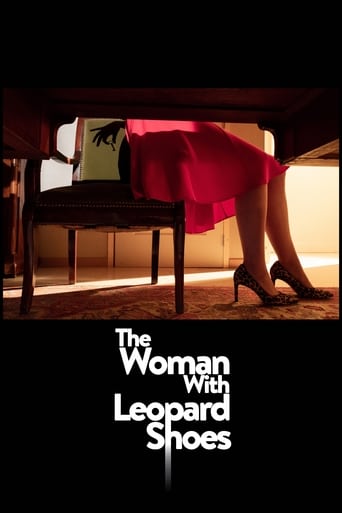La femme aux chaussures léopard