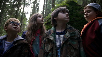 За блакитними дверима (2016)