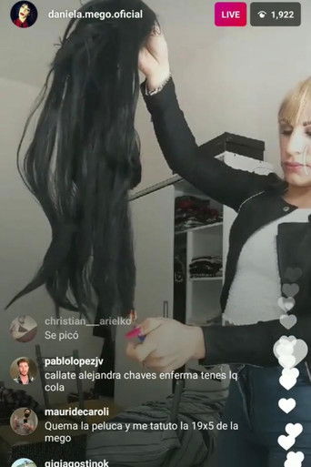 La mego prende fuego una peluca en vivo al grito de gorda sucia poster