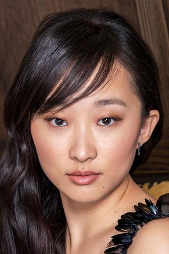 Ji-young Yoo headshot