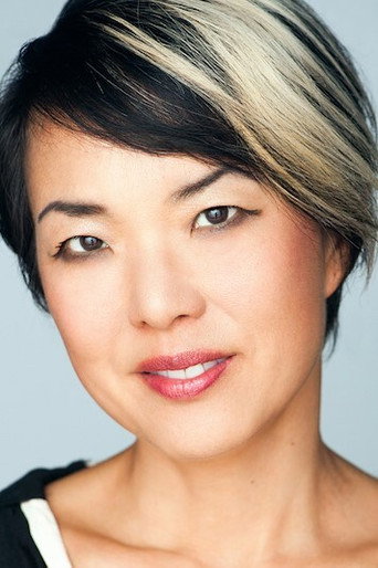 Julia Kimの人物画像 3