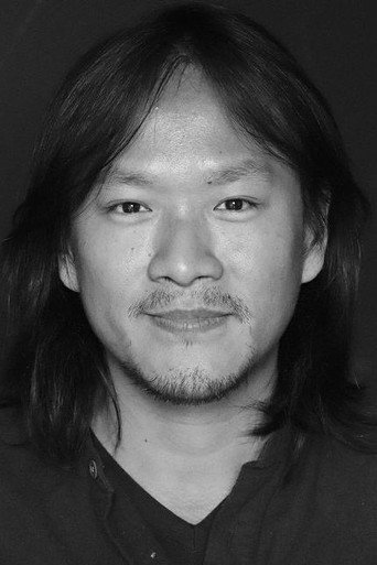 Julien Chhengの人物画像 2