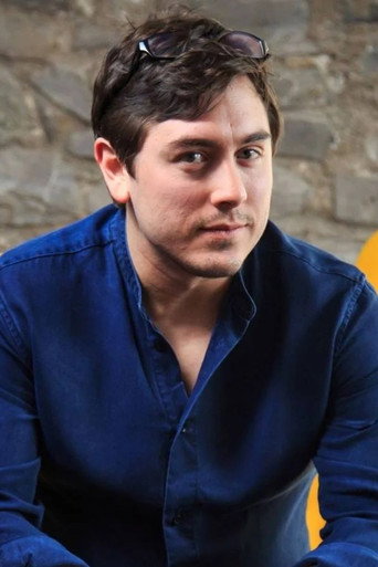 Chris Broadの人物画像 2