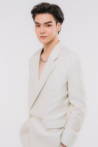 Foto de ธีม ภูเบศ อรรถอรุณวงศ์