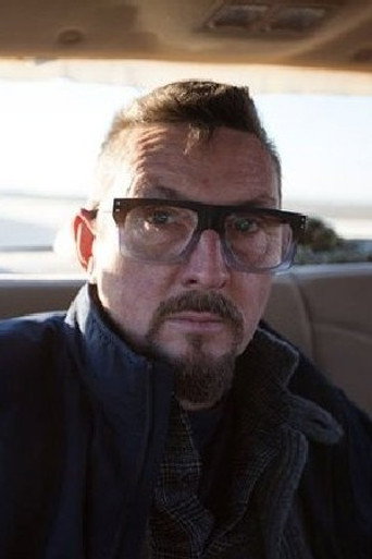 Gerald Packerの人物画像 2