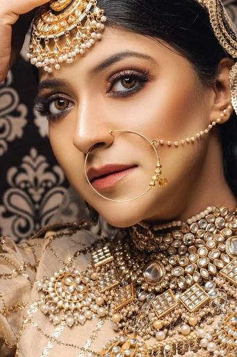 Riyaa Ganguly headshot