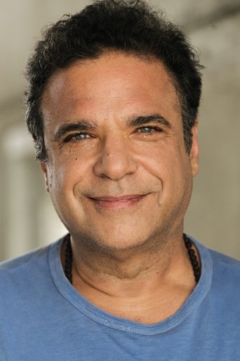 Lee Curreri headshot