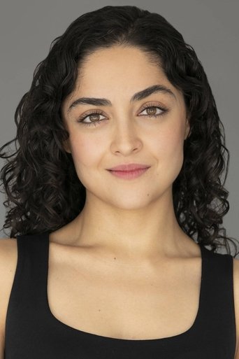 Daniela Porras headshot