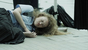Escena 8 de Locked Up