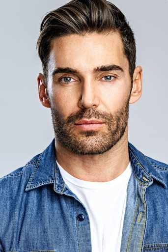 Nick Hounslow headshot