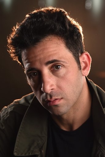 Johnny Cannizzaro headshot