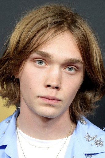 Charlie Plummer photo 6