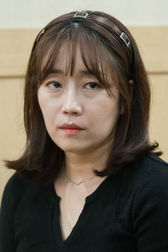 Image of Hong Ru-hyeon