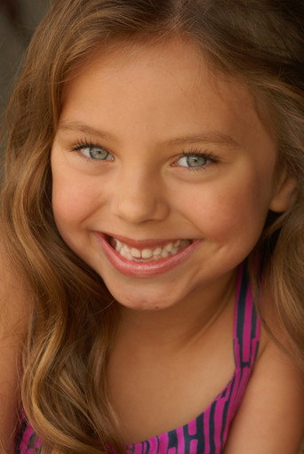Caitlin Carmichael fotoğraf 13
