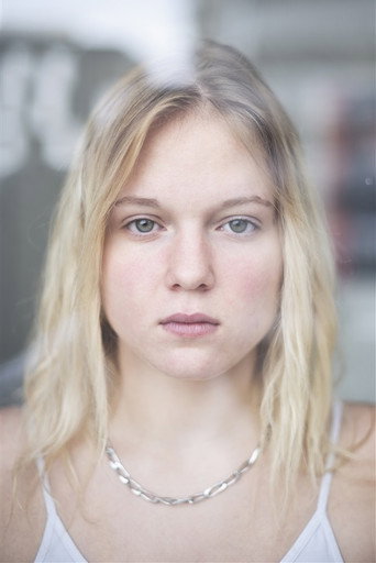Justine Lacroixの人物画像 2