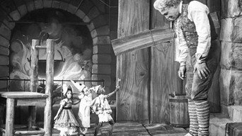 The Golden Key (1939)