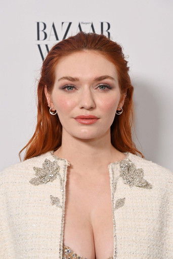Eleanor Tomlinson — photo 3