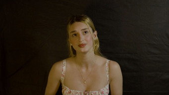 Cena de Preciso Urgentemente Encontrar Um Amigo