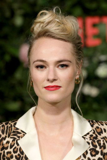 Jessica Madsen is Gunnhild