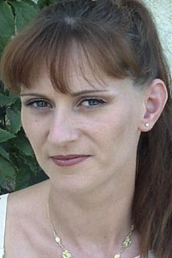 Pascaline Girardot headshot