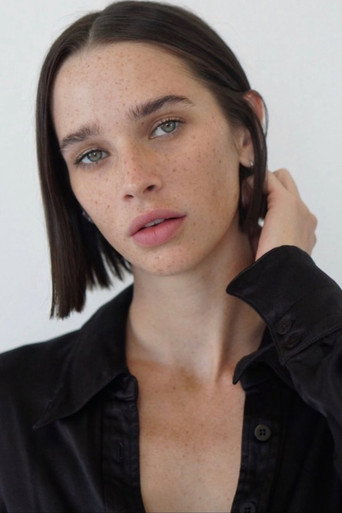 Sara Cummingsの人物画像 3