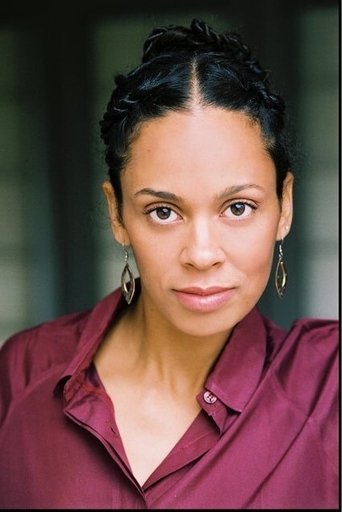 Nafeesa Monroe headshot