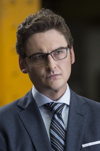 Toby Leonard Moore headshot