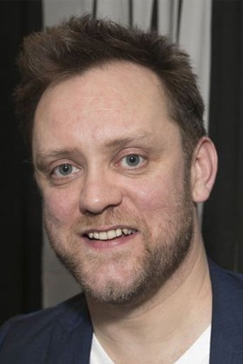 Sam Troughton headshot