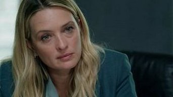 Episódio Episódio 4 da série O Mar Lá Fora