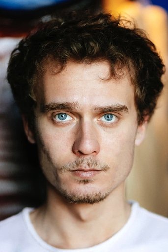 Vlad Ionut Popescu headshot