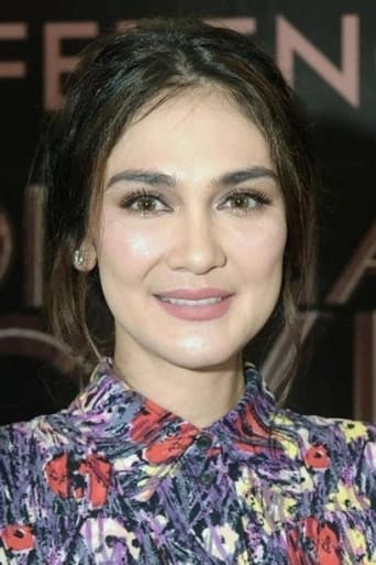 Image of Luna Maya