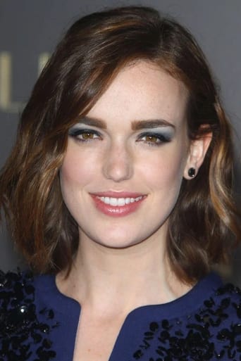 Image of Elizabeth Henstridge