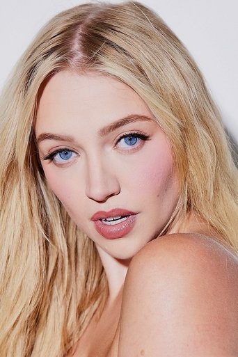 Jenna Hogan headshot