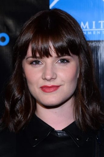 Amy Newbold headshot