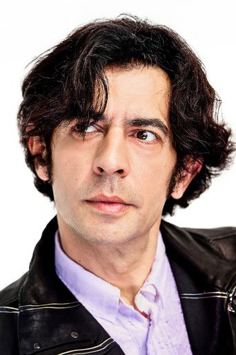 Foto de Okan Bayülgen