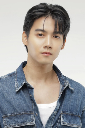 Foto de ภูสิษฐ์ ดิษฐพิสิษฐ์