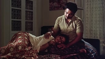 Moondram Pirai (1982)