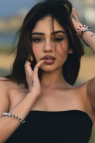 Shehani Kahandawala headshot