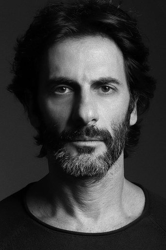Imagine Flávio Tolezani