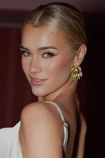 Julia Korpinen portrait