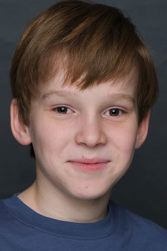 Макар Волков is Сталкер в детстве