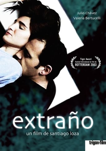 Poster of Extraño