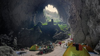 A Crack in the Mountain (2022)