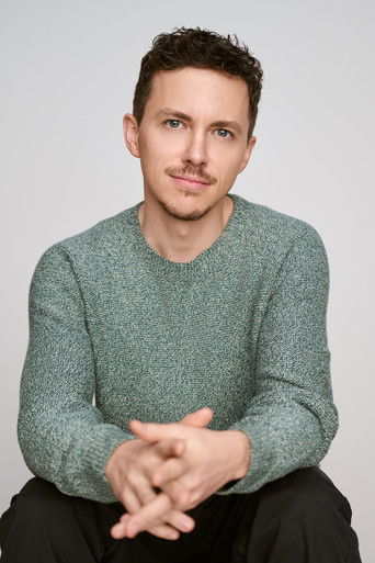 Andr&eacute;-Luc Tessier is Jeune volontaire