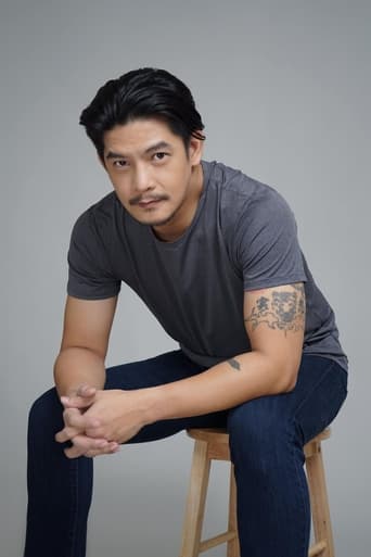 Romnick Sarmenta — photo 2