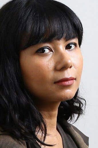 Kamila Andiniの人物画像 3