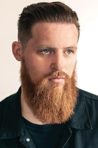 Robin Carolan headshot