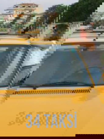 34 Taxi “On Duty in İstanbul”
