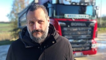 Truckers in the Trattoria - S1E01